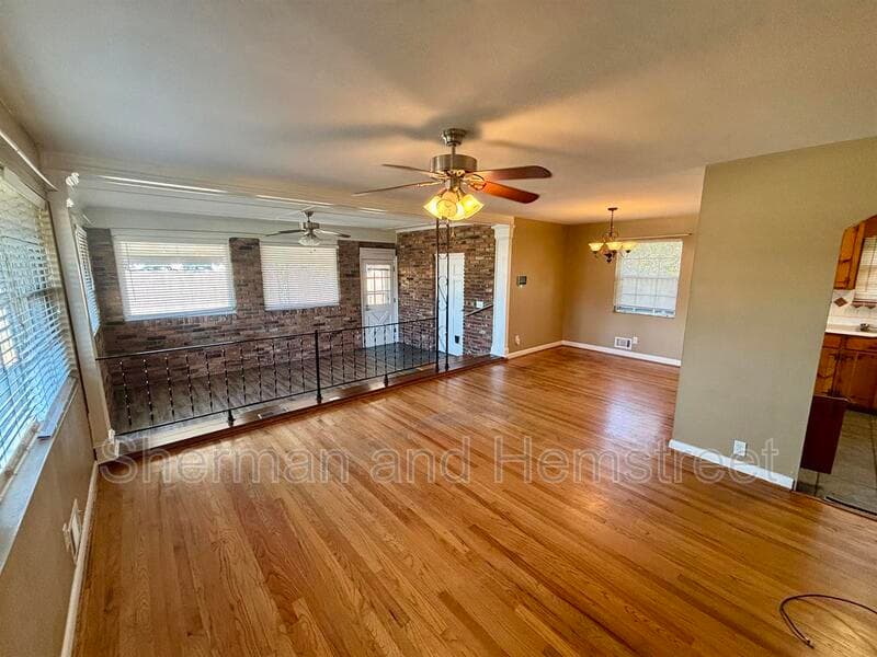 Augusta House: 119 Davant Road