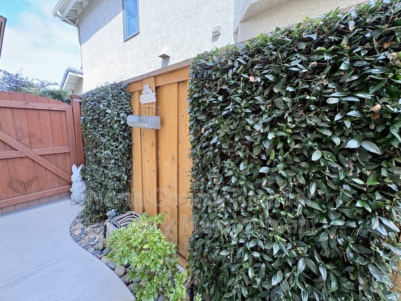 Encinitas House: 1867 Amalfi Drive