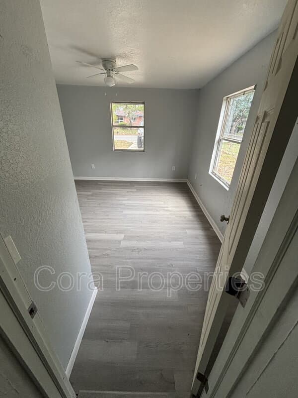 Lake Wales House: 2436 Lilly Street