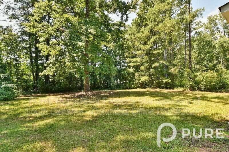 Columbia House: 1017 Rockymount Rd
