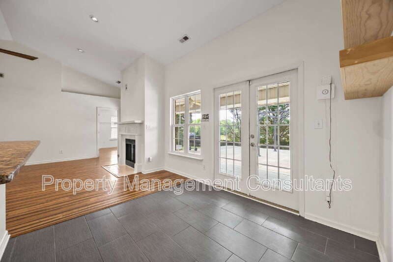 Harvest House: 125 Cold Springs Drive