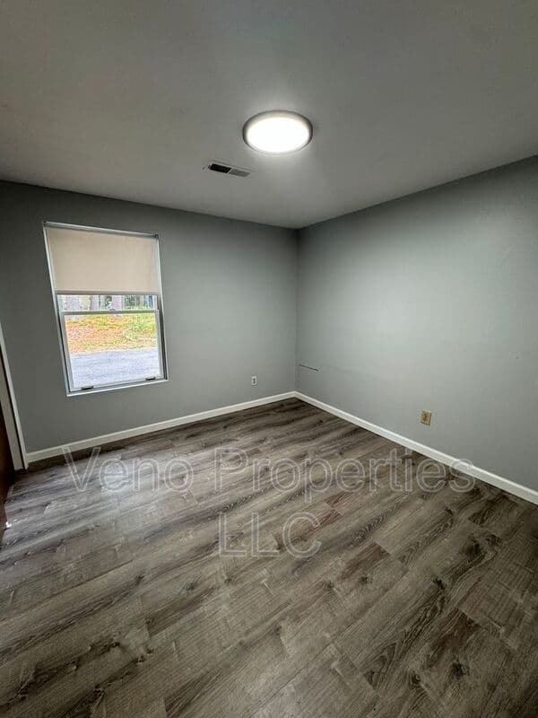 Ballston Spa House: 17 Sand Spurrey Road