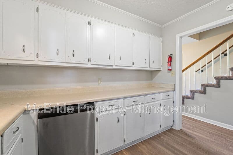 Evans House: 531 Travis Ct