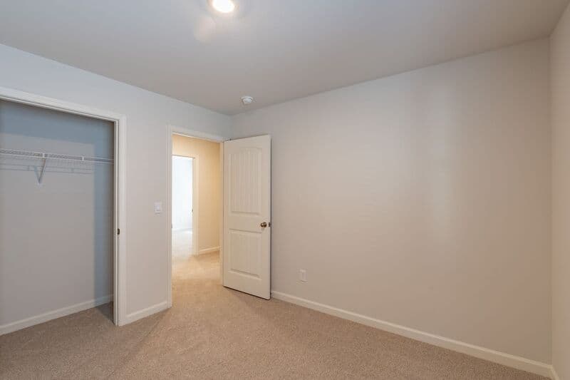 Flowery Branch House: 6079 Hoot Owl Lane