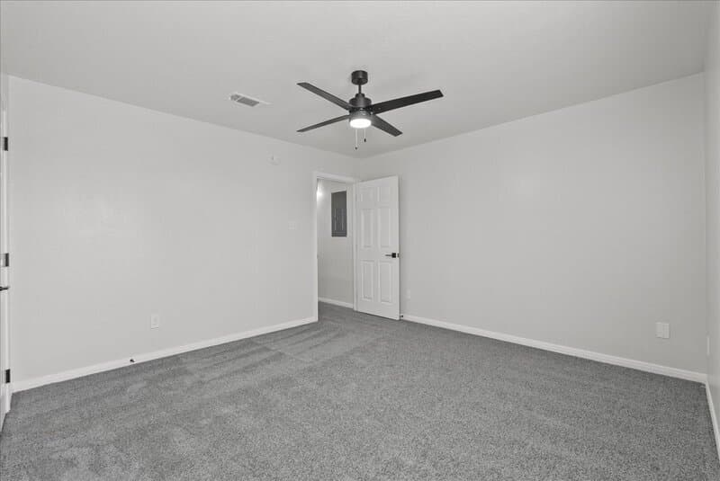 Dickinson Townhome: 2106 St Lucia Calle