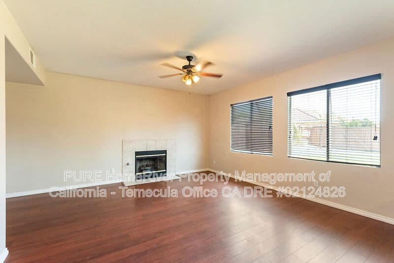 Menifee House: 29055 Emerald Cir.