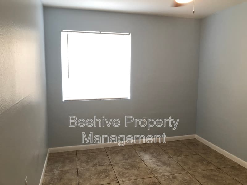 Mesa House: 149 N Phyllis