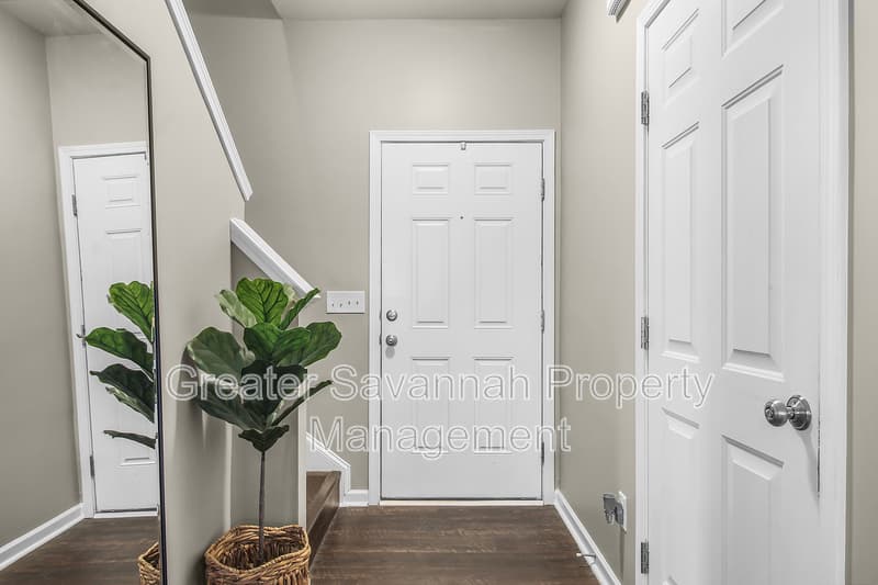 Pooler House: 153 Hamilton Grove Drive