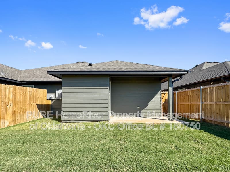 Oklahoma City Condo: 11421 University Dr