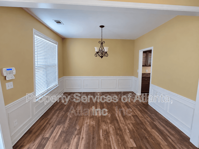 Acworth House: 4393 Sugar Maple Dr NW