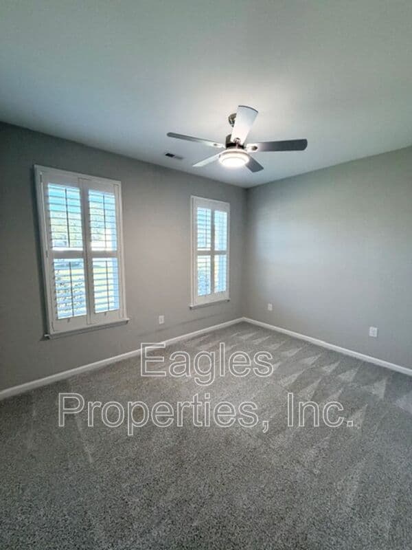 Goldsboro House: 309 Phillips Ridge Lane
