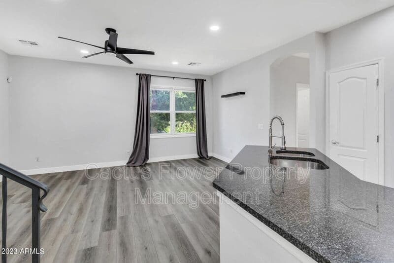 Phoenix House: 5625 S 21st Pl