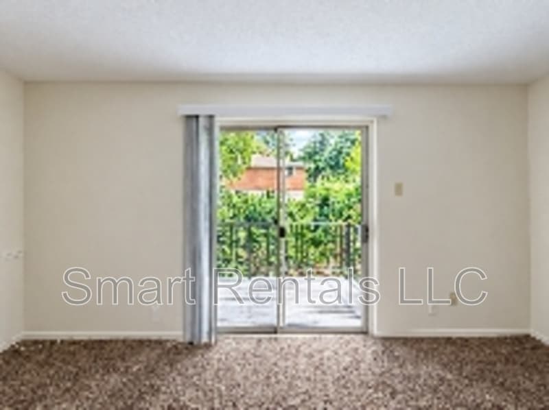 Jennings Condo: 2611 Tyrell Drive - 2A
