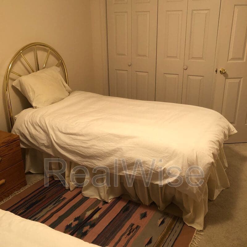 Ashland House: 382 Glenn St
