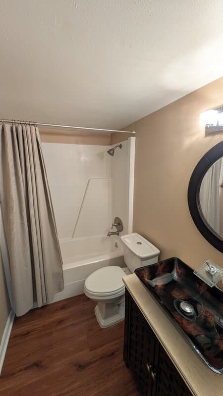 Sanford Condo: 700 E Airport Blvd