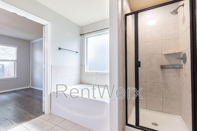 San Antonio House: 5815 Southern Knoll