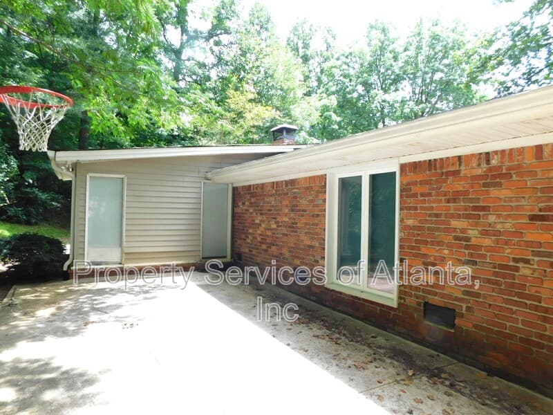 Marietta House: 626 Indian Hills Pkwy
