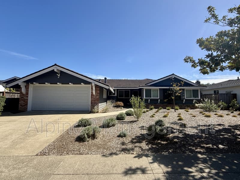 Burlingame House: 2917 Arguello Drive - Main
