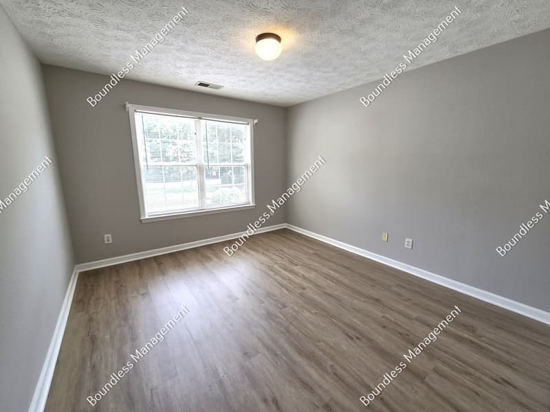 Atlanta House: 1684 Jackson Sq NW