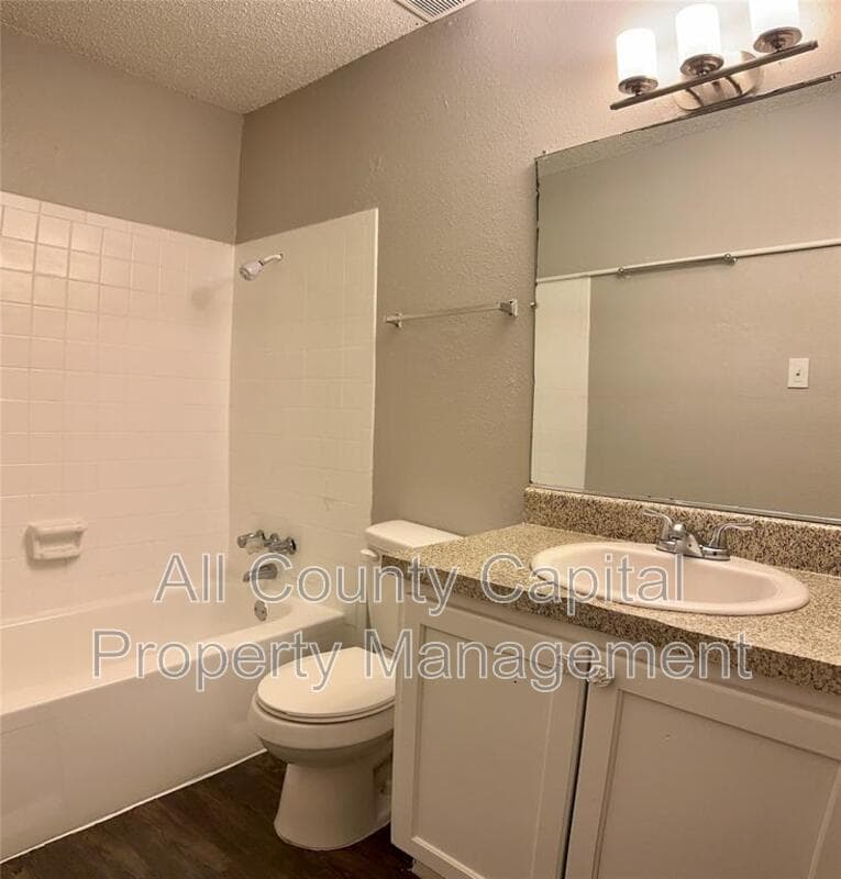 Austin Condo: 5426 Menchaca Road