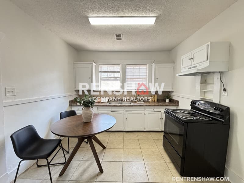Memphis House: 914 Garland St
