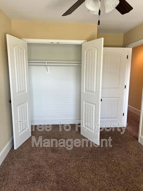 Augusta Townhome: 1555 Craig St