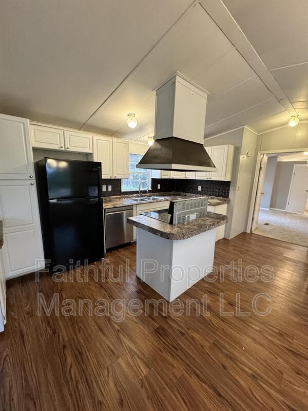 Tyler House: 6313 CR 210