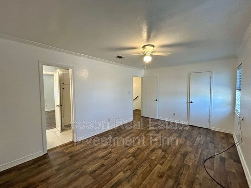 Shreveport House: 2500 Centenary Blvd.
