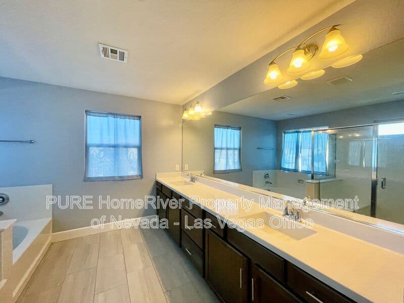 Las Vegas House: 8971 Whitten Park Ave
