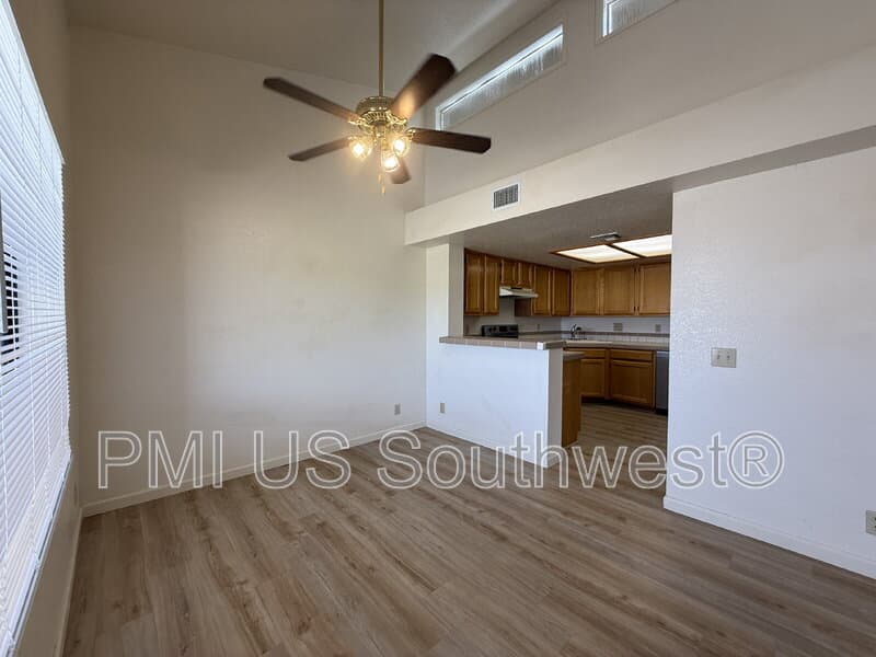 Bullhead City Condo: 1611 Highway 95