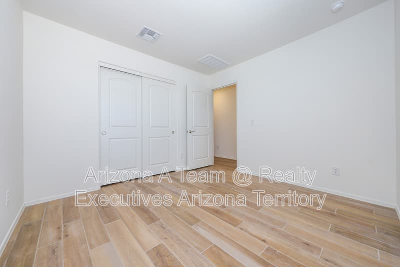 Tucson House: 9122 East Red Bluff Court