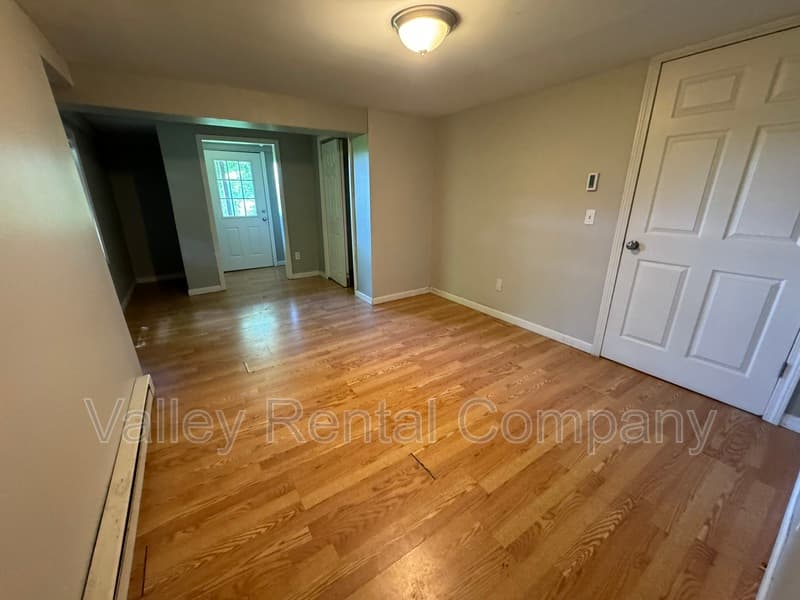 Sunderland Condo: 87 South Silver Lane - 2