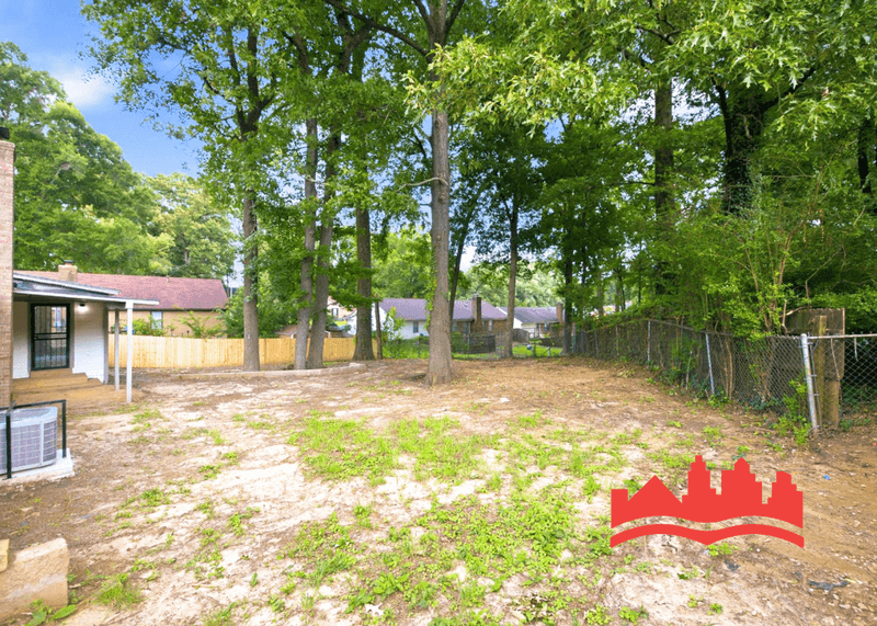 Memphis House: 5217 Bruton Ave