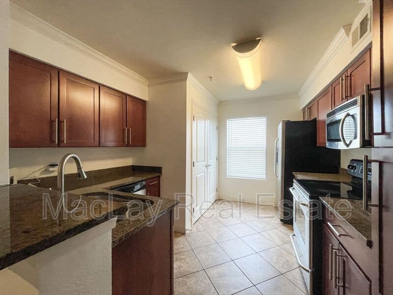 Phoenix Condo: 2025 E Campbell Ave