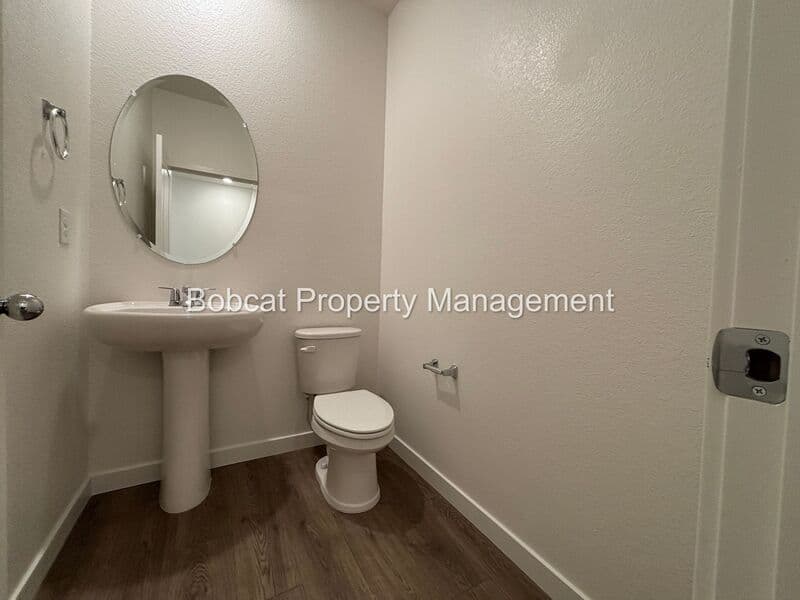 Carson City Townhome: 839 Centerville St