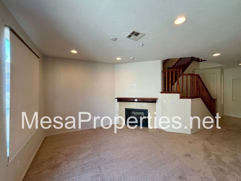 Rancho Cucamonga Townhome: 7161 East Avenue