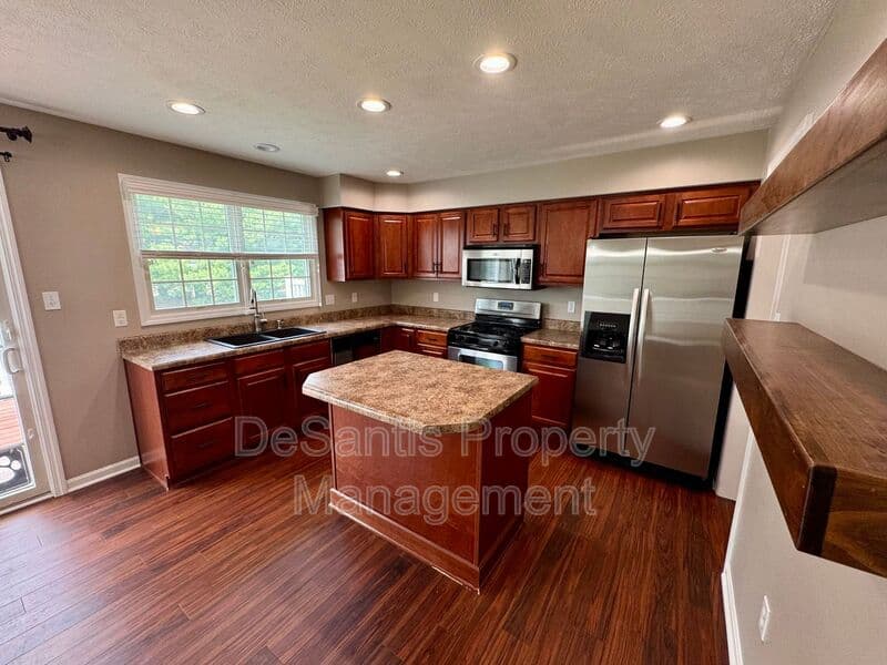 Wexford Townhome: 307 Marshall Heights Drive