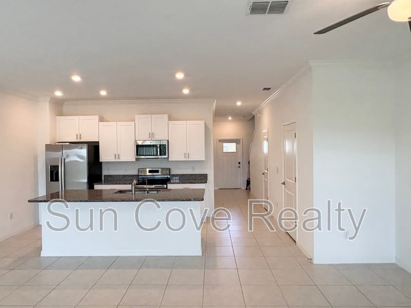 Land O Lakes Townhome: 8840 Gallantree Pl