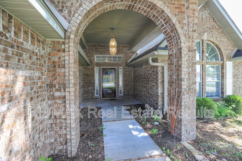 Rogers House: 407 N 40th St