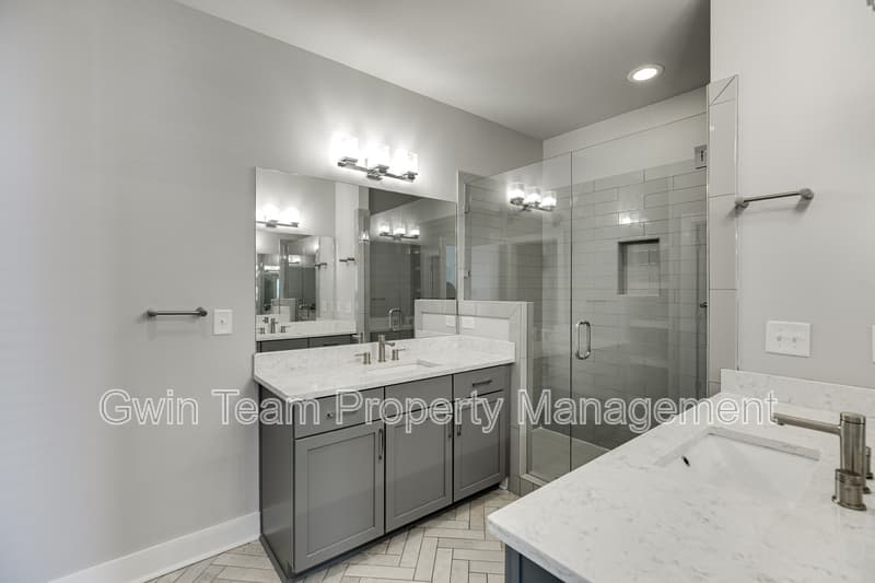 Atlanta Townhome: 721 Taylor Ct