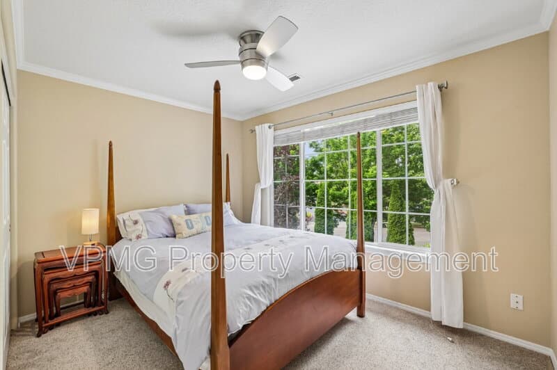 Vancouver Condo: 17146 SE 23rd Dr