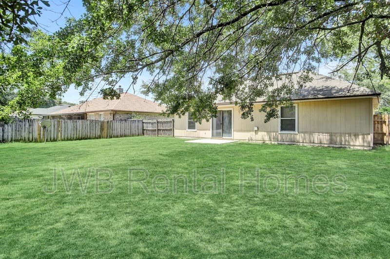 Jacksonville House: 8516 Shuter Ct