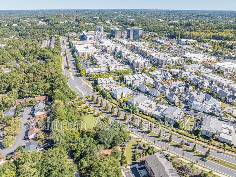 Alpharetta House: 3235 Cape Cir.