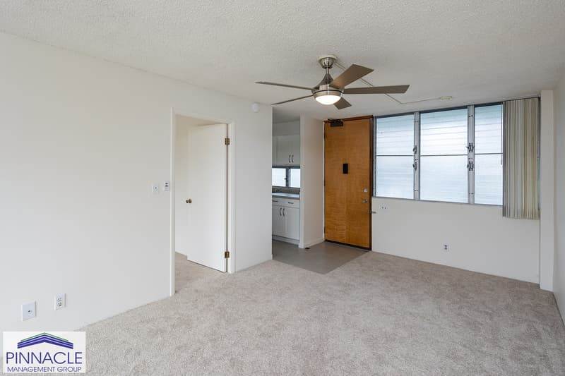 Honolulu Condo: 1122 Elm St. #205