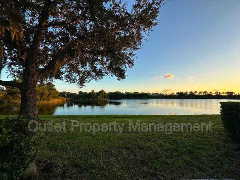 Orlando Townhome: 6114 Chapledale Drive