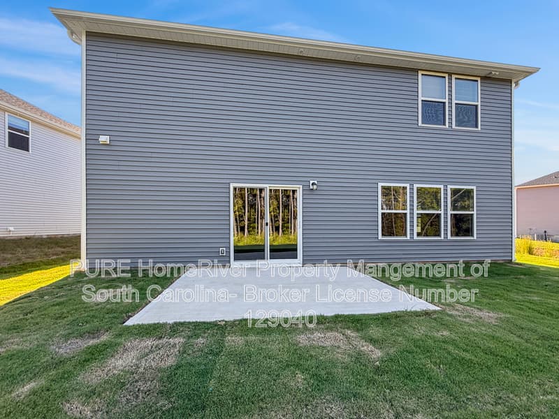 Moore House: 1504 Switchback Cir
