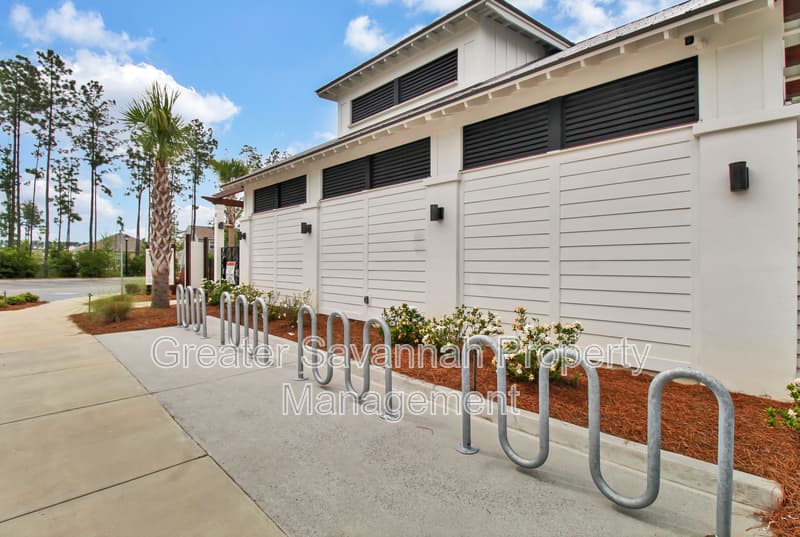 Pooler House: 110 Cole Street
