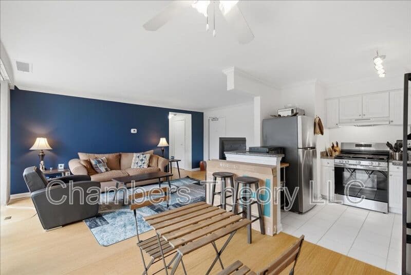 Alexandria Condo: 8 S Van Dorn St
