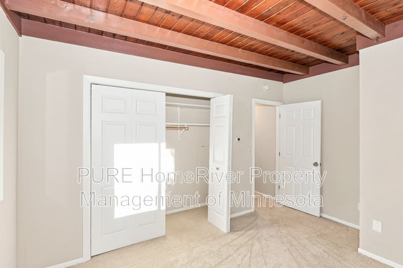 Brooklyn Center House: 5316 Colfax Ave N