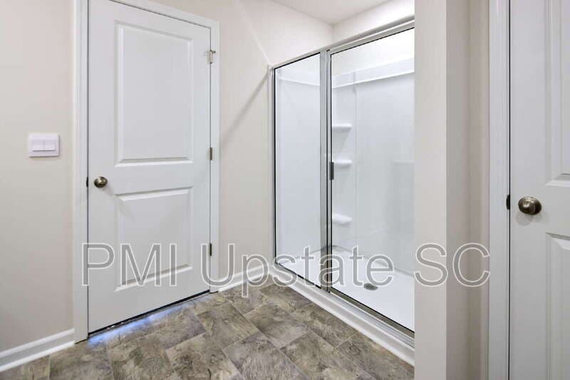 Greer Townhome: 753 Embark Cir